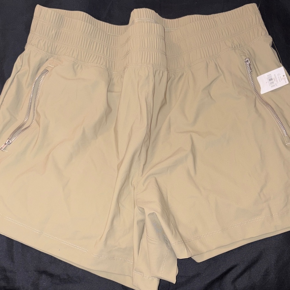 Running shorts
